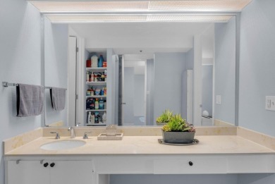 5202 Shelter Creek LN