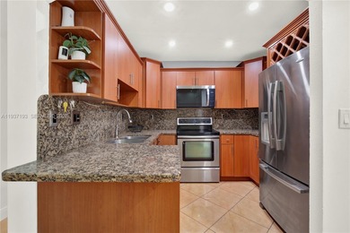 Fantastic apartment, totally remodeled top to bottom in the west