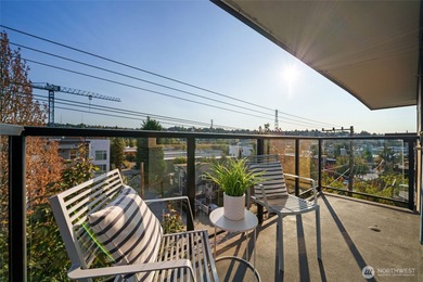 Just reduced to $599,900 -- Top-floor penthouse in Fremont!