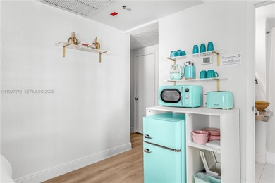 Ocean view penthouse corner unit in desirable hotel condo