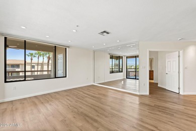 BREATHTAKING VIEWS! Magnificent top floor premium corner unit