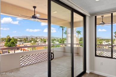 BREATHTAKING VIEWS! Magnificent top floor premium corner unit