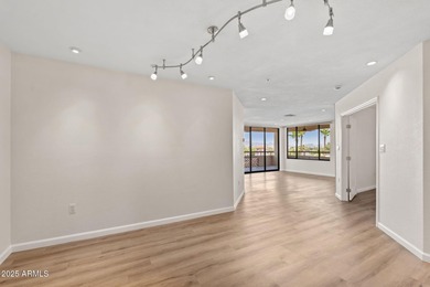 BREATHTAKING VIEWS! Magnificent top floor premium corner unit