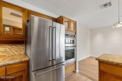 BREATHTAKING VIEWS! Magnificent top floor premium corner unit