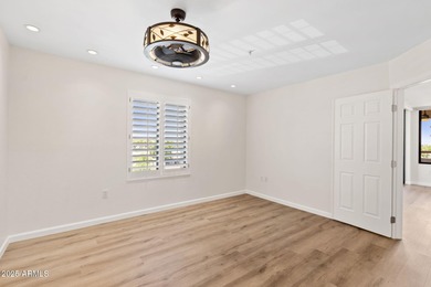 BREATHTAKING VIEWS! Magnificent top floor premium corner unit