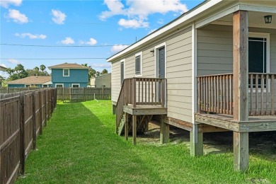 Turnkey Copano Heights cottage - 2 beds, 1 bath (2018) with