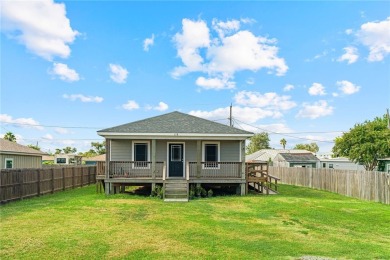 Turnkey Copano Heights cottage - 2 beds, 1 bath (2018) with
