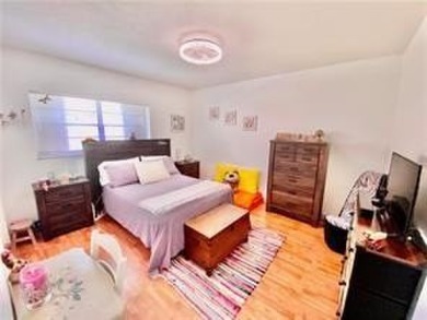 Spectacular two bedroom apartment with large master suite and