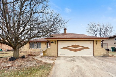 This a Great opportunity to gain Equity in a nice Orland Park