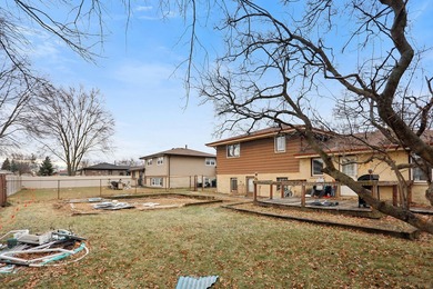This a Great opportunity to gain Equity in a nice Orland Park