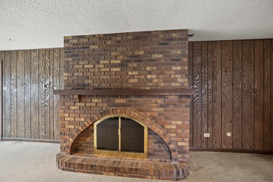 This a Great opportunity to gain Equity in a nice Orland Park