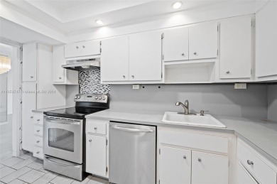 Stunning 2 bedrooms, 2 baths boasts breathtaking views of the