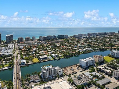 Stunning 2 bedrooms, 2 baths boasts breathtaking views of the