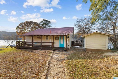 Your perfect river escape awaits on the beautiful Black Warrior