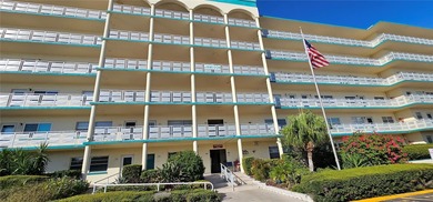 OWNER MOTIVATED! PRICE REDUCED! Bring all offers!!  Be sure to