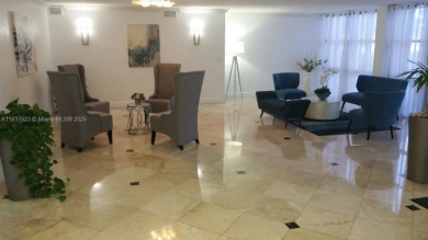 Motivated seller. Nice 1 Bedroom / 1.5 Bath condo in Three