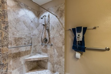 Welcome to the gated community of Queen's Bay Resort &