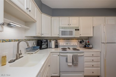 Situated on the 16th floor of Marine Towers East, this move in