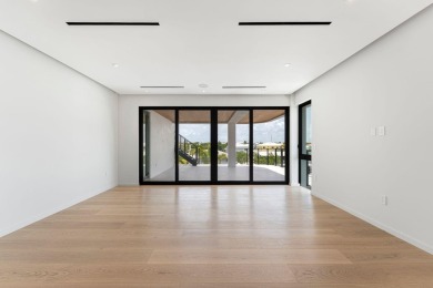 Extraordinary 6,043 Sq.Ft. waterfront home with the finest