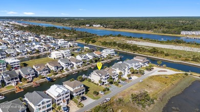 Welcome to this beautifully appointed coastal retreat, perfectly