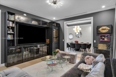 Residence 510 at The Ritz-Carlton Residences, Miami Beach offers