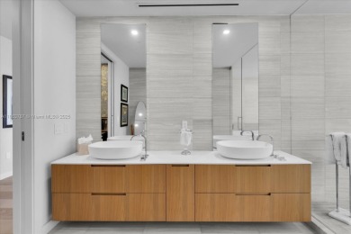 Residence 510 at The Ritz-Carlton Residences, Miami Beach offers