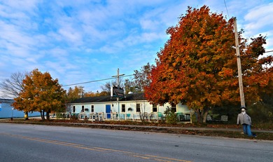 Location - Location - Location The Mainsail Restaurant & Saloon