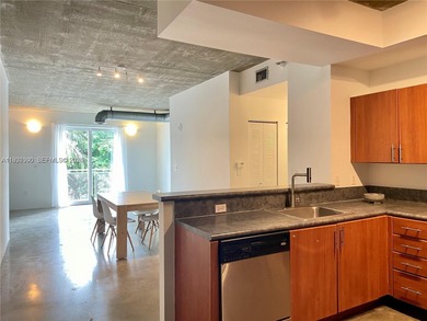 BEAUTIFUL APARTMENT IN MIDTOWN. 2 BEDROOM AND 2 BATHROOM. WITH