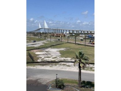 Great condo on the water! Great views from the balcony, 1