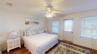 GULF VIEW, EXCLUSIVE, INVESTMENT PROPERTY.... Welcome to your