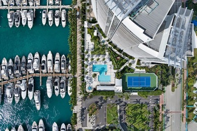 Perched on the 35th floor of Murano Grande, this residence