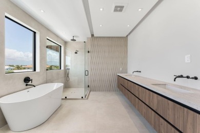 Extraordinary 6,043 Sq.Ft. waterfront home with the finest