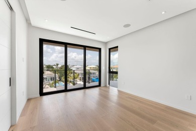 Extraordinary 6,043 Sq.Ft. waterfront home with the finest