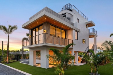 Extraordinary 6,043 Sq.Ft. waterfront home with the finest