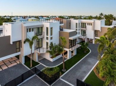 Extraordinary 6,043 Sq.Ft. waterfront home with the finest