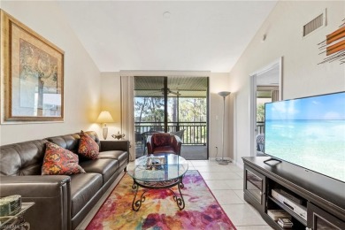 This beautifully furnished 3rd-floor condo in Wild Pines offers