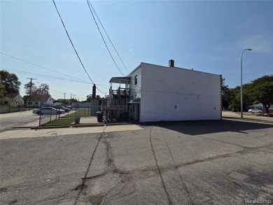 Rare opportunity! Versatile commercial property featuring a