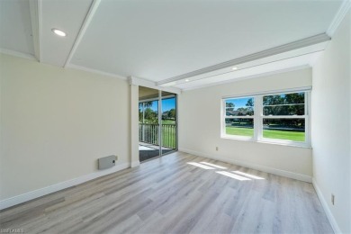 WOW! Fabulously updated 2nd floor unit with a perfect North