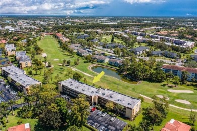 WOW! Fabulously updated 2nd floor unit with a perfect North