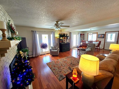 Remodeled 3 Bedroom, 2 Bath with Heated Garage & Amish-Built