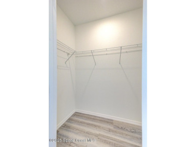 BRIGHT, SUNNY, CLEAN, NEWER! 2023-Built Home with Modern