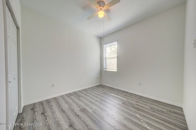 BRIGHT, SUNNY, CLEAN, NEWER! 2023-Built Home with Modern