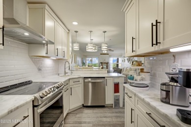 **GATED COMMUNITY**OCEAN FRONT**UPDATED** Step RIGHT ACROSS THE