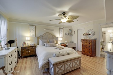 **GATED COMMUNITY**OCEAN FRONT**UPDATED** Step RIGHT ACROSS THE