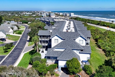 **GATED COMMUNITY**OCEAN FRONT**UPDATED** Step RIGHT ACROSS THE