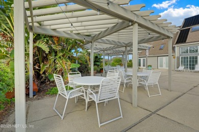 **GATED COMMUNITY**OCEAN FRONT**UPDATED** Step RIGHT ACROSS THE