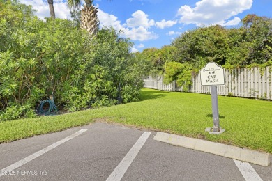 **GATED COMMUNITY**OCEAN FRONT**UPDATED** Step RIGHT ACROSS THE