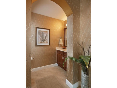 Refined living with lake & golf course views - Cielo at The