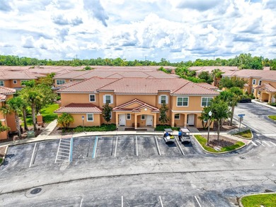 Fully furnished 3 Bedroom, 3.5 Bathroom Townhome located steps