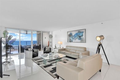 Fully Renovated Oceanfront Condo at Singer Island.
Experience